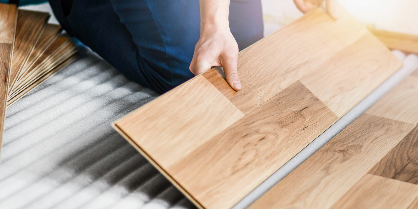 AdobeStock_307003835 LVP installation