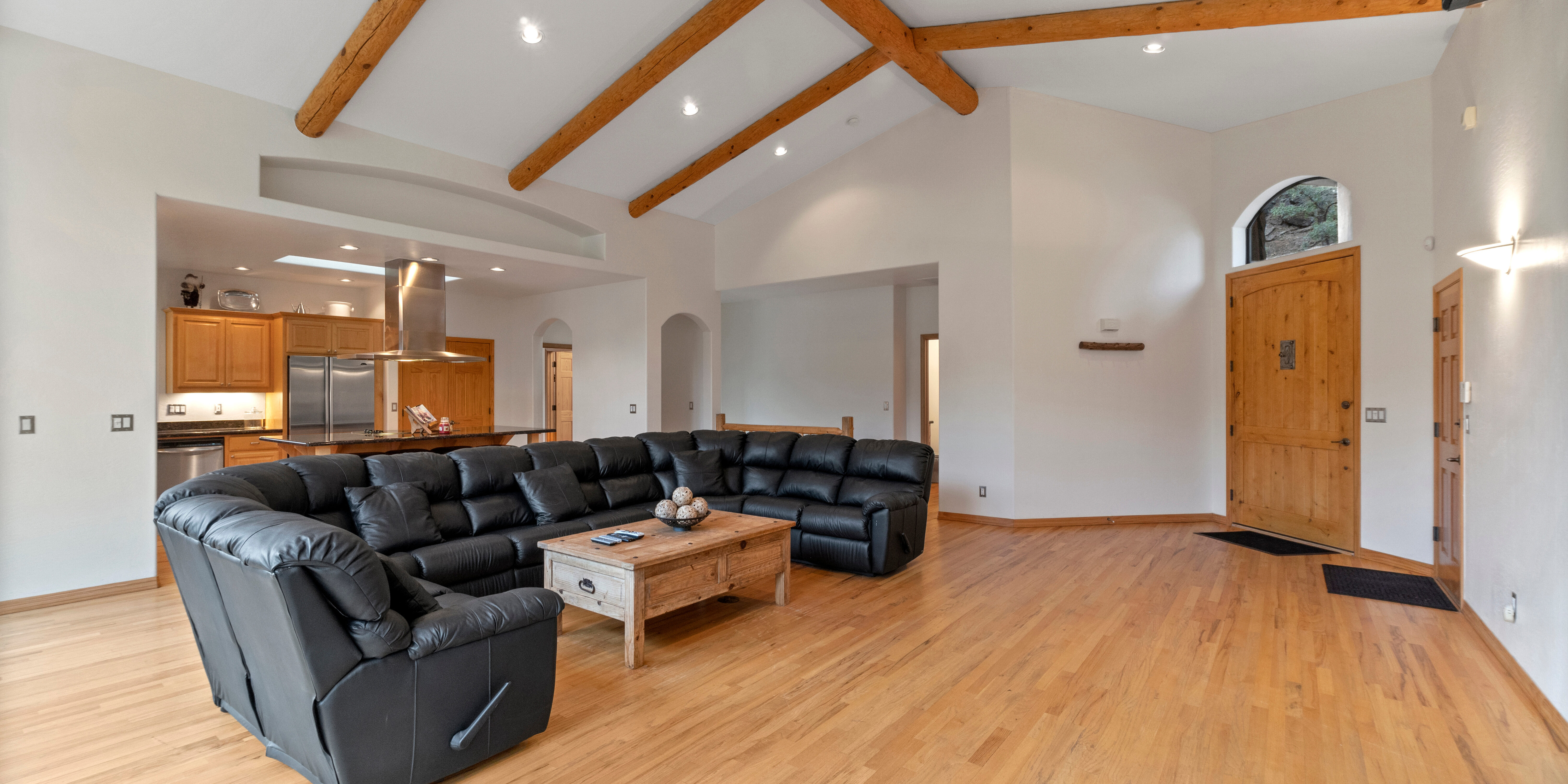 Cabin Living room Red oak vs white oak hardwood floors in Albany, CA